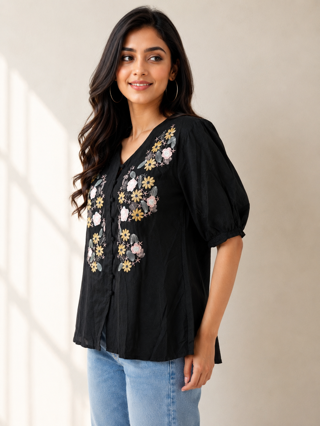 Black Flower Embroidery Top