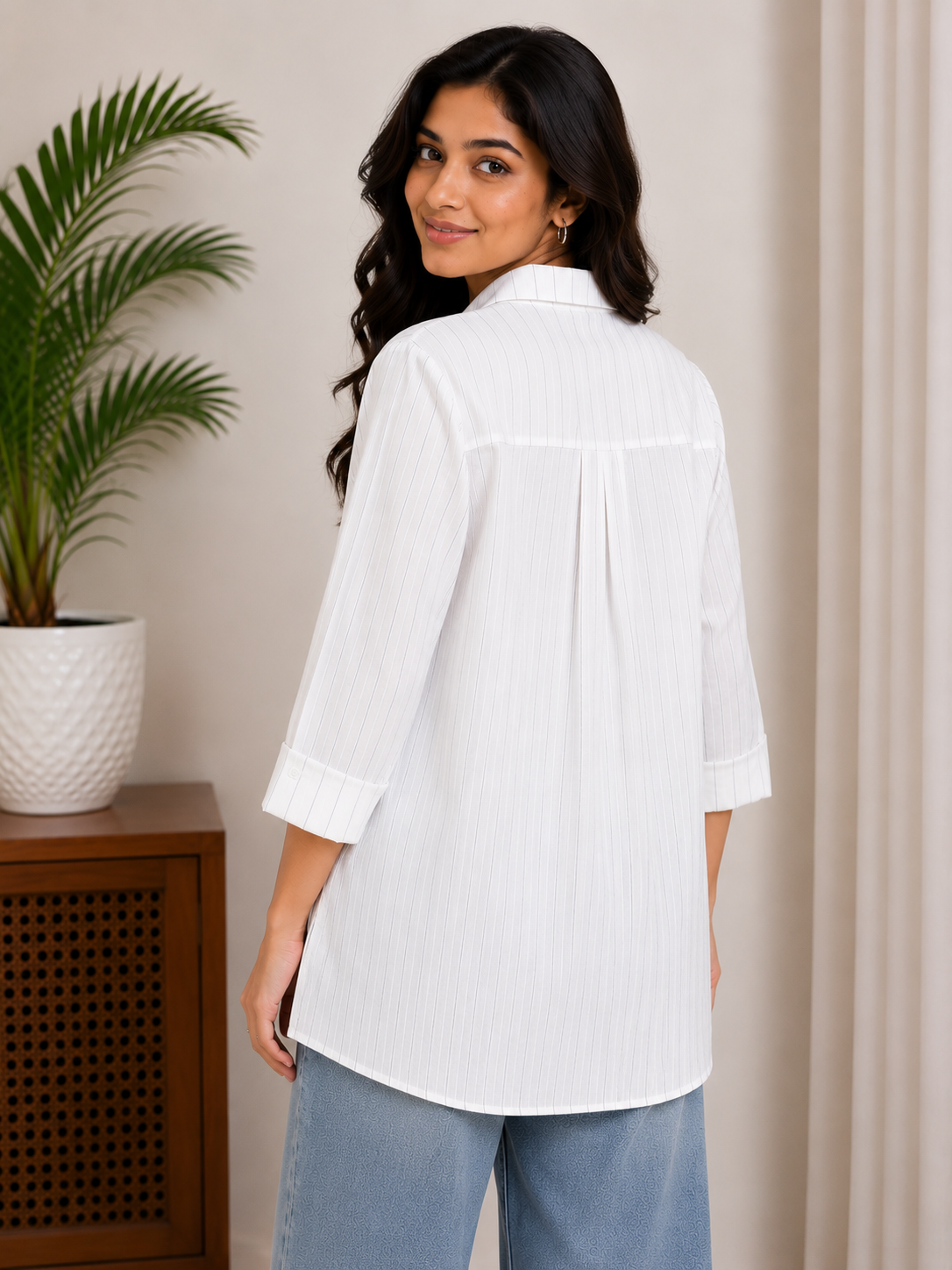 Cream White Lining Bow Shirt