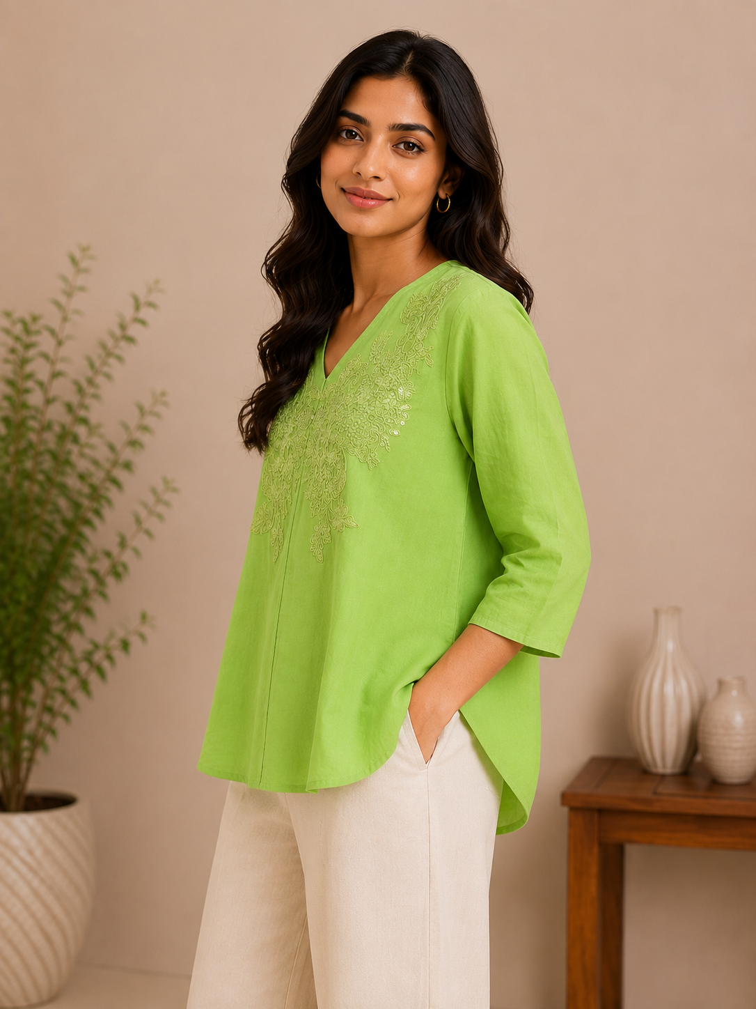 Pista Green V Neck Pearl Work Top
